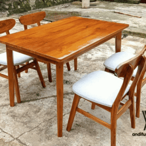 meja makan 4 kursi jati