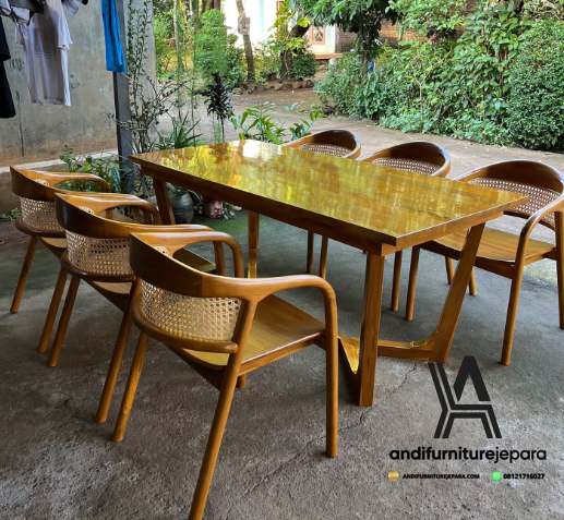 kursi makan kayu jati,kursi makan kayu modern,model kursi makan dari kayu jati,kursi makan jati minimalis,harga kursi makan kayu,harga kursi makan kayu jati,kursi makan jati mewah,kursi makan jepara minimalis